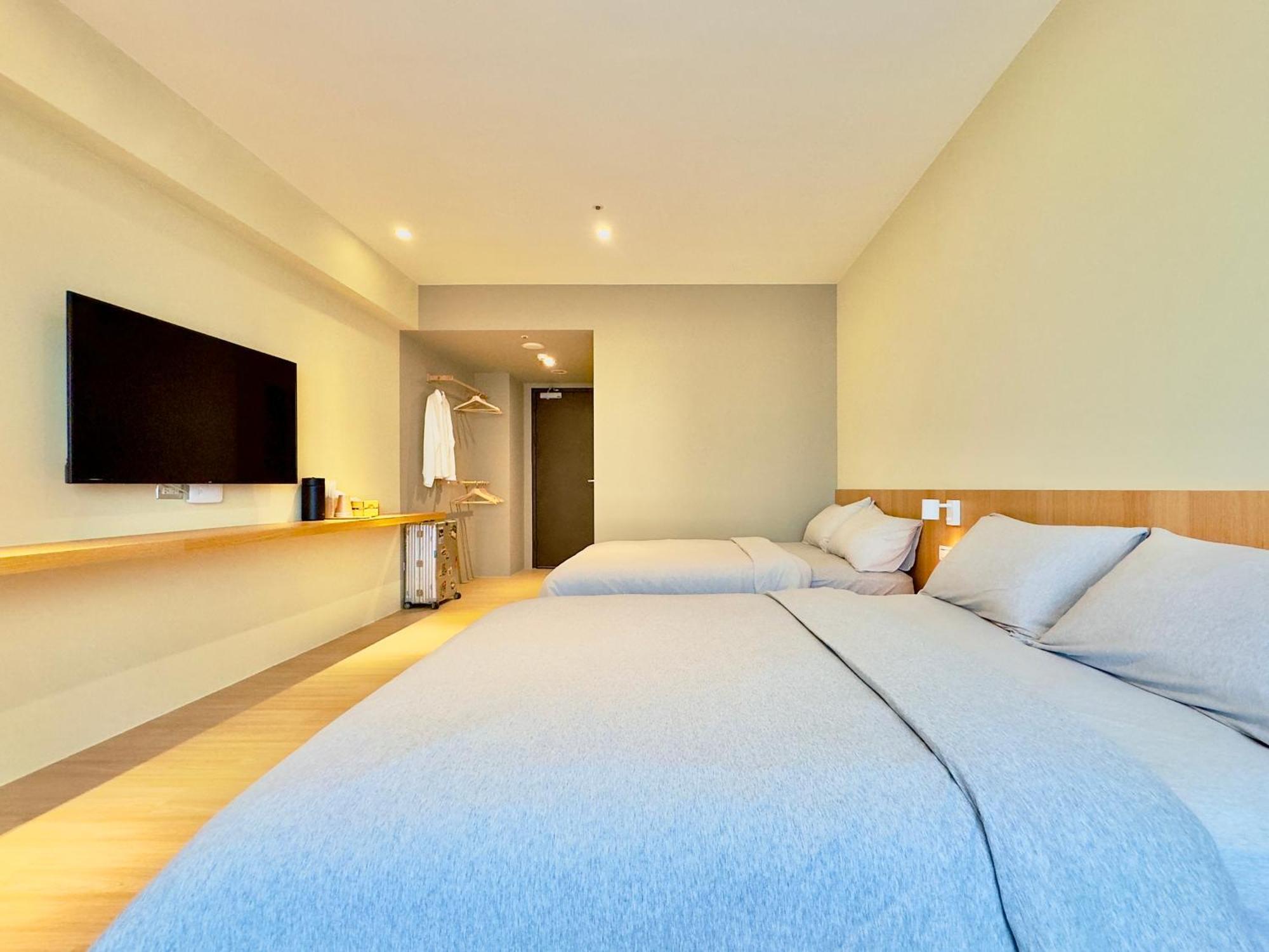 Brown House Hotel - Taipei Main Station ภายนอก รูปภาพ